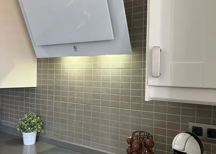 Celma アパート アデヘ